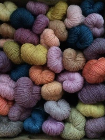 F23 naturally dyed yarns